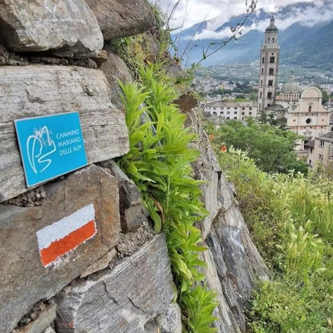 Apartment Loft Tirano Centro Storico - Open Space Adele